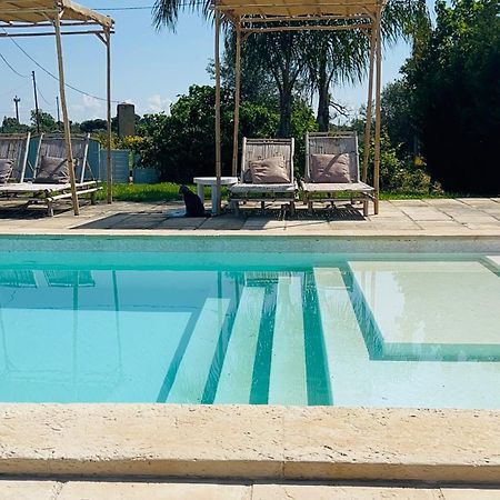 Le Stanze Di Chloe Hotel ตาเวียโน ภายนอก รูปภาพ